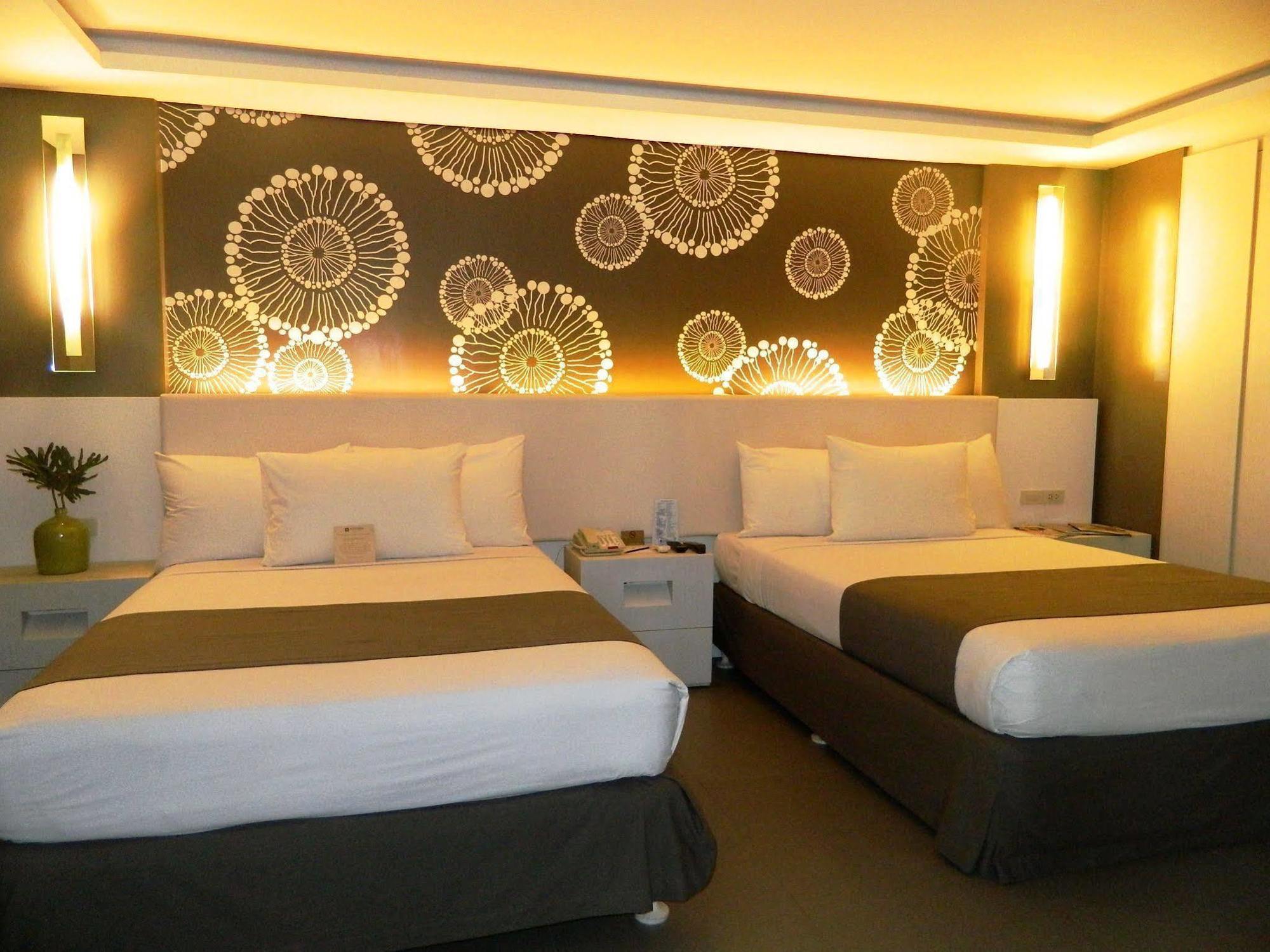 Hotel Astoria Boracay Balabag  Exterior foto